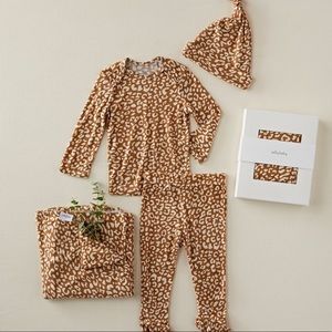Solly baby limited edition leopard swaddle